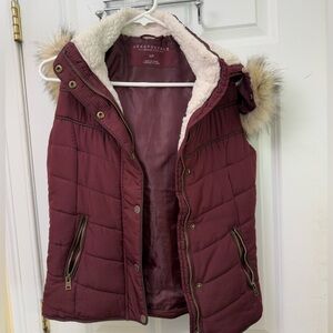 NWOT Aeropostale Red Quilted Vest with Faux Fur Hood